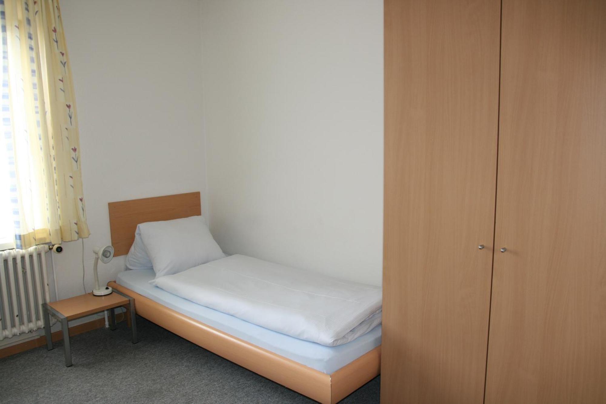 Hotel Glaernisch Hof Хорген Экстерьер фото