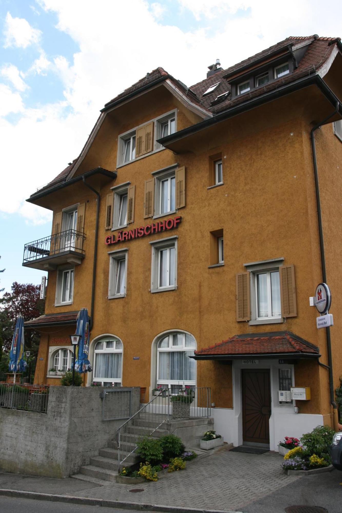 Hotel Glaernisch Hof Хорген Экстерьер фото