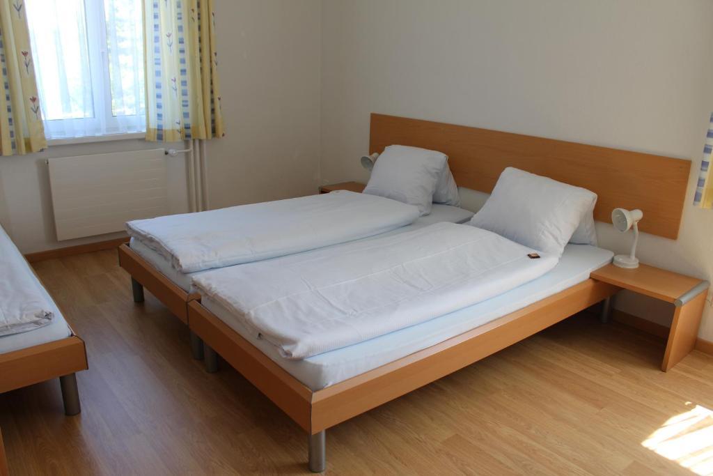 Hotel Glaernisch Hof Хорген Номер фото
