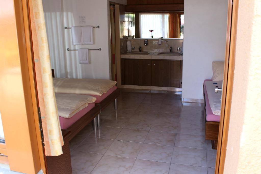 Hotel Glaernisch Hof Хорген Номер фото
